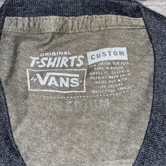 Vans off the wall - Picture 2 of 5